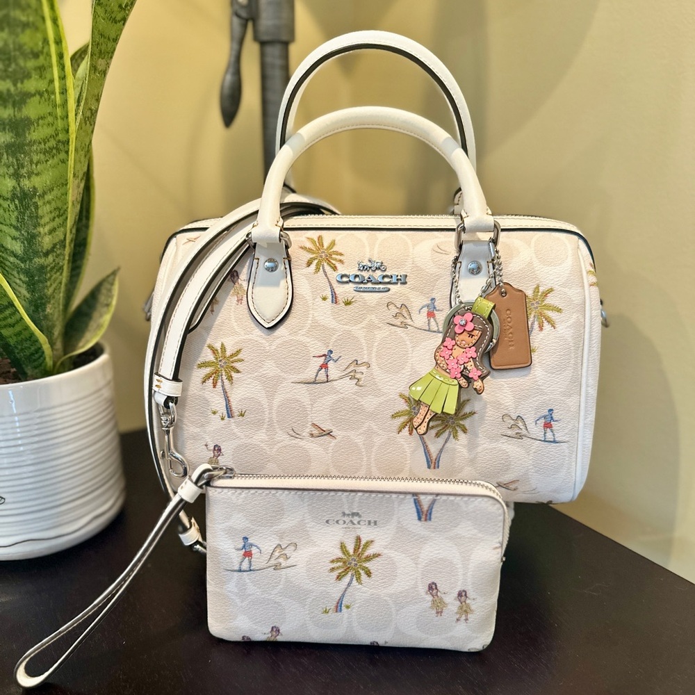 Coach Hula Rowan Bundle